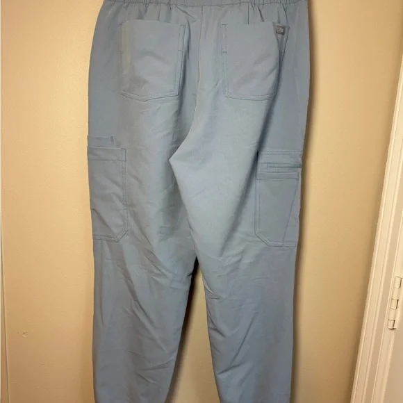 FIGS Women's Uman Relaxed Jogger Scrub Pants Dusty Blue Small, Regular - Picture 10 of 12